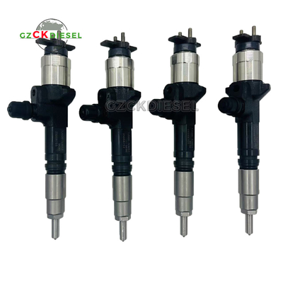 주문 쿠보타 엔진 V3800 V3800T용 연료 주입기 1J500-53051 095000-9690 online manufacture